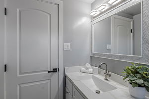 033_761 Lakeknoll Dr_