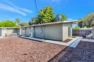 037_761 Lakeknoll Dr_