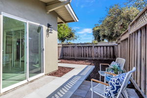 038_761 Lakeknoll Dr_