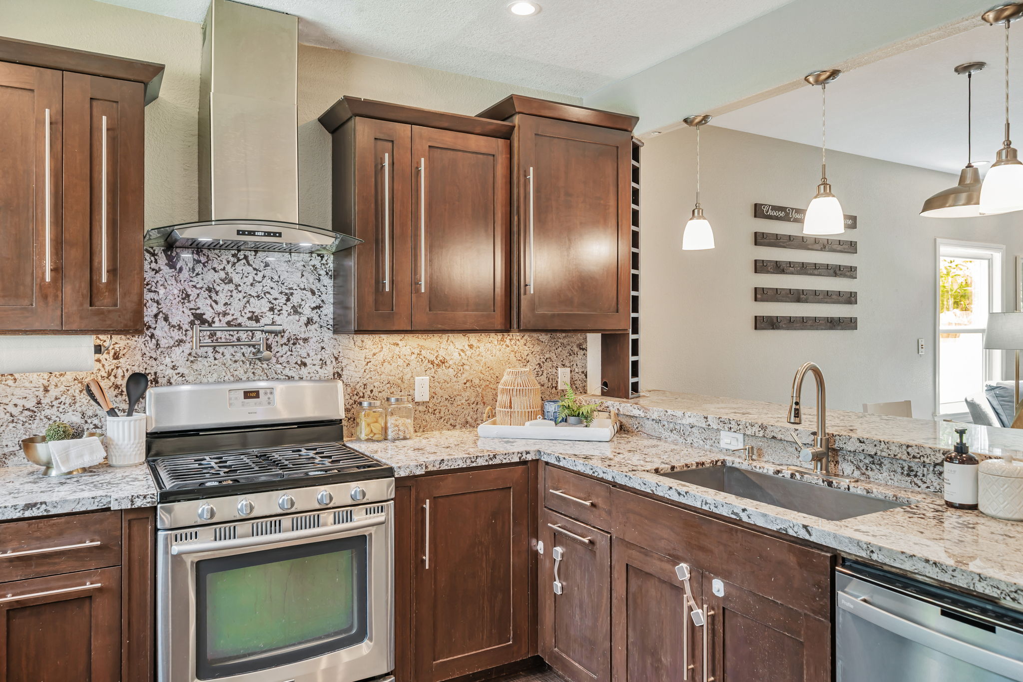 014_761 Potsgrove Pl  