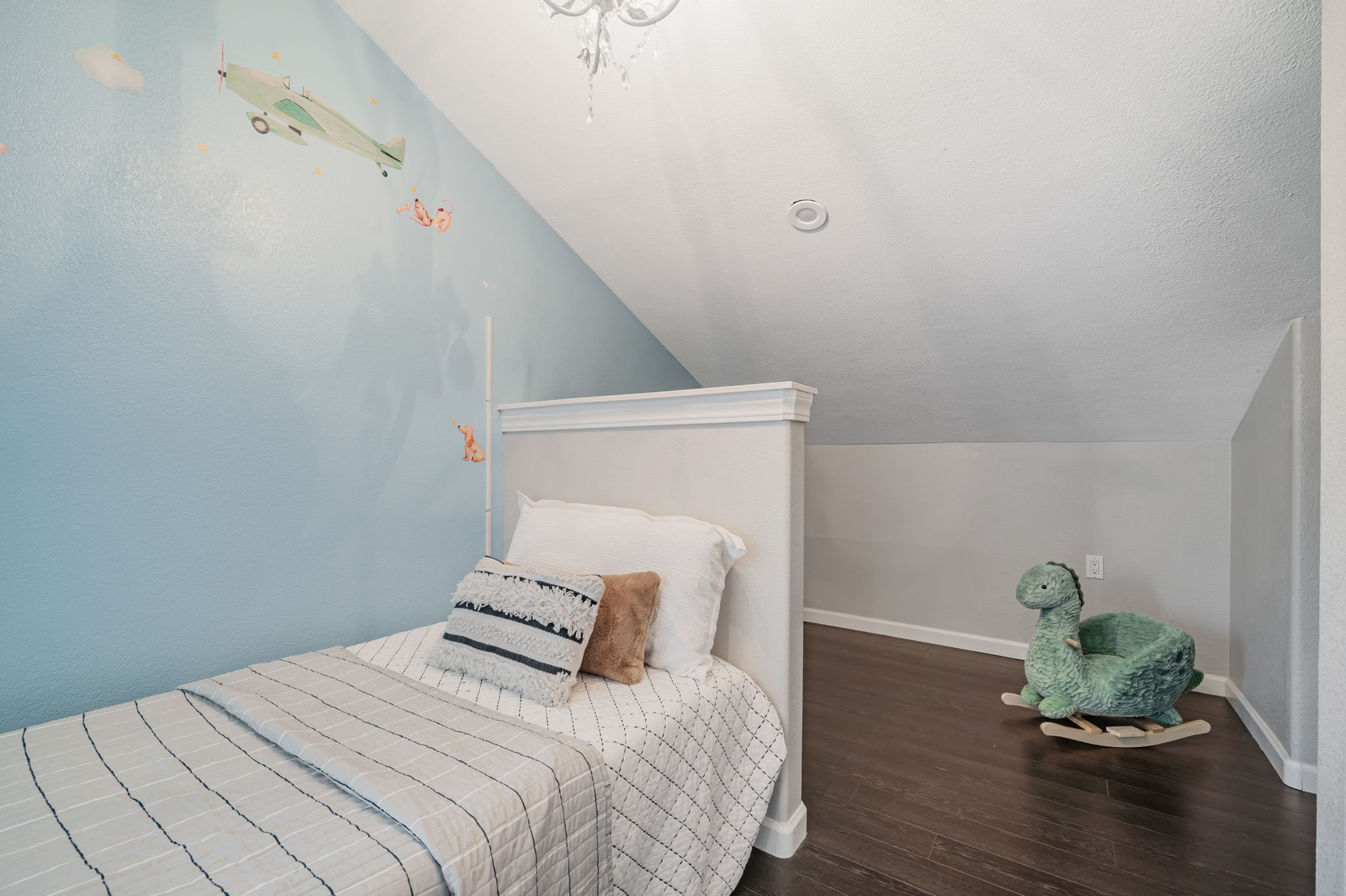 031_761 Potsgrove Pl  