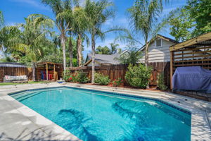 042_761 Potsgrove Pl  
