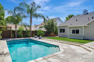 045_761 Potsgrove Pl  