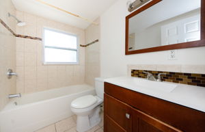 Bathroom 1a