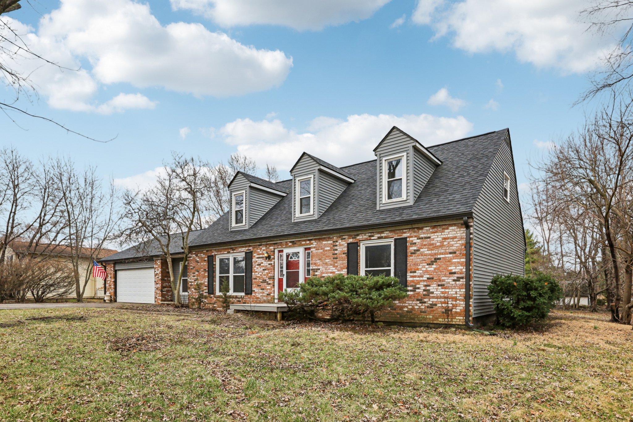 E 116th St-S0603-003.jpg