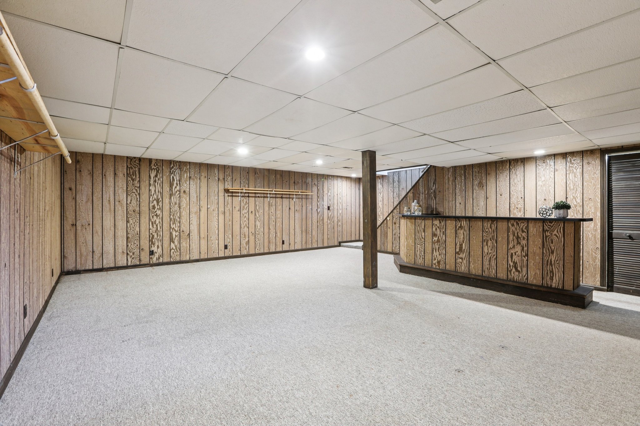 E 116th St-S0603-043.jpg