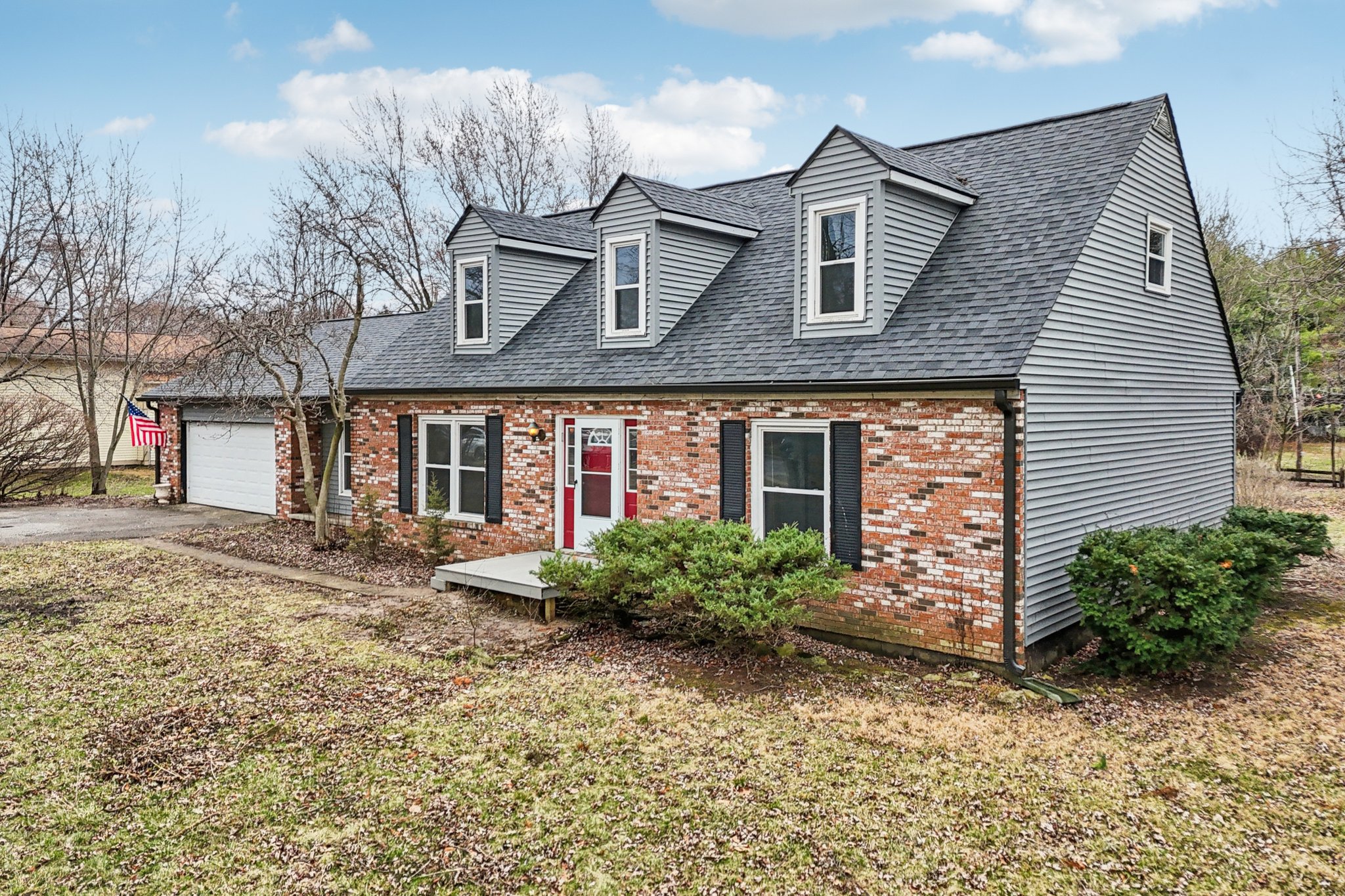 E 116th St-S0603-051.jpg