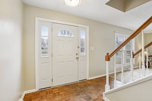 E 116th St-S0603-004.jpg