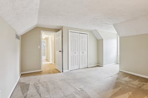 E 116th St-S0603-034.jpg