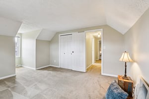 E 116th St-S0603-038.jpg