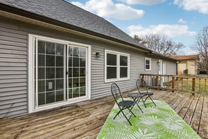 E 116th St-S0603-045.jpg