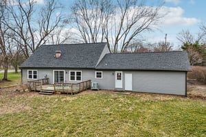 E 116th St-S0603-054.jpg