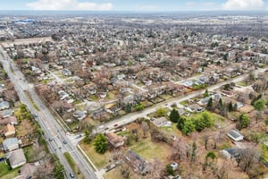 E 116th St-S0603-066.jpg