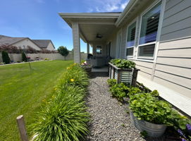  Photo 48