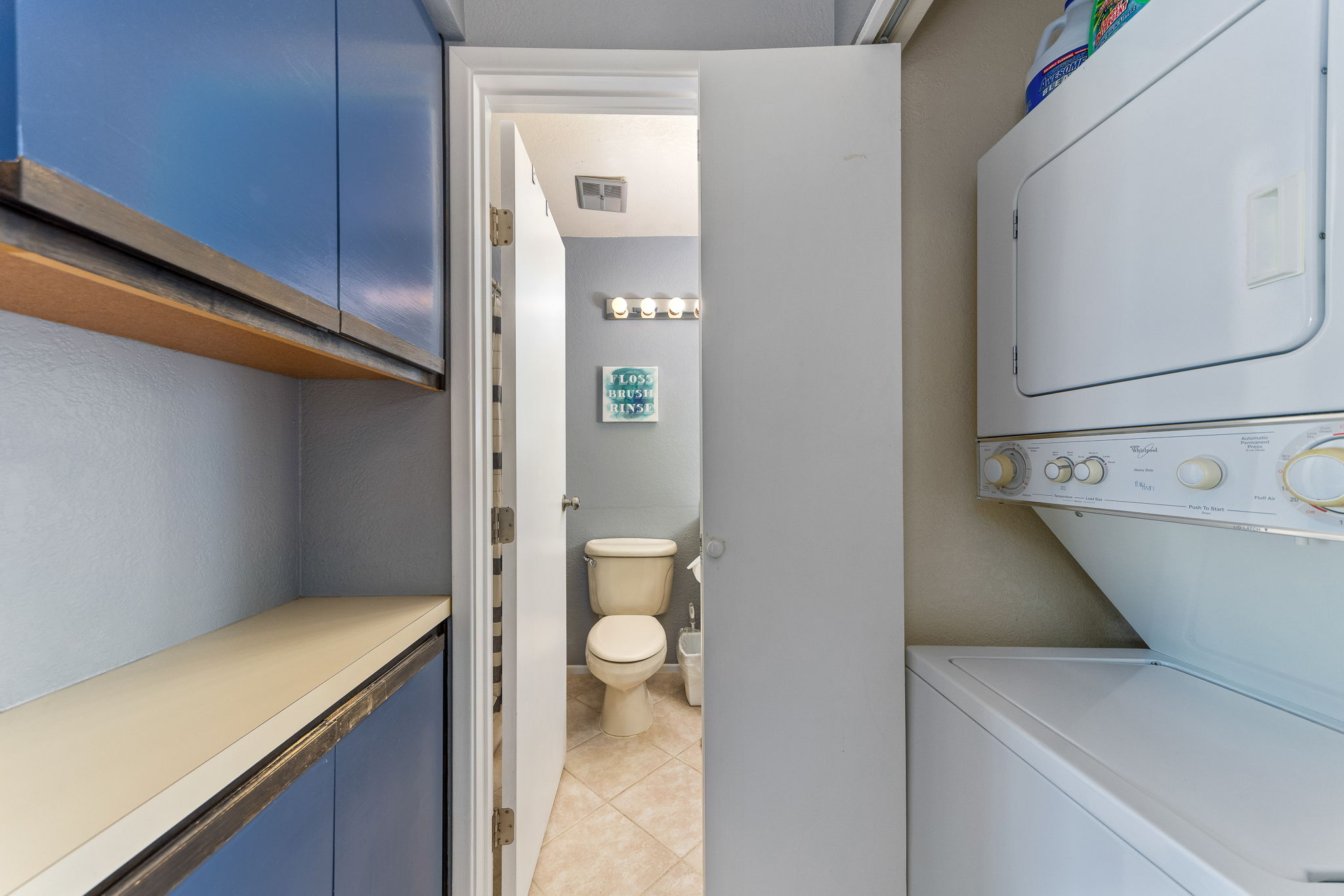 Washer/Dryer /Hall entry to bath