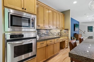 SW Oviatt Dr-S2005-038.jpg