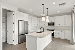 Kitchen 2