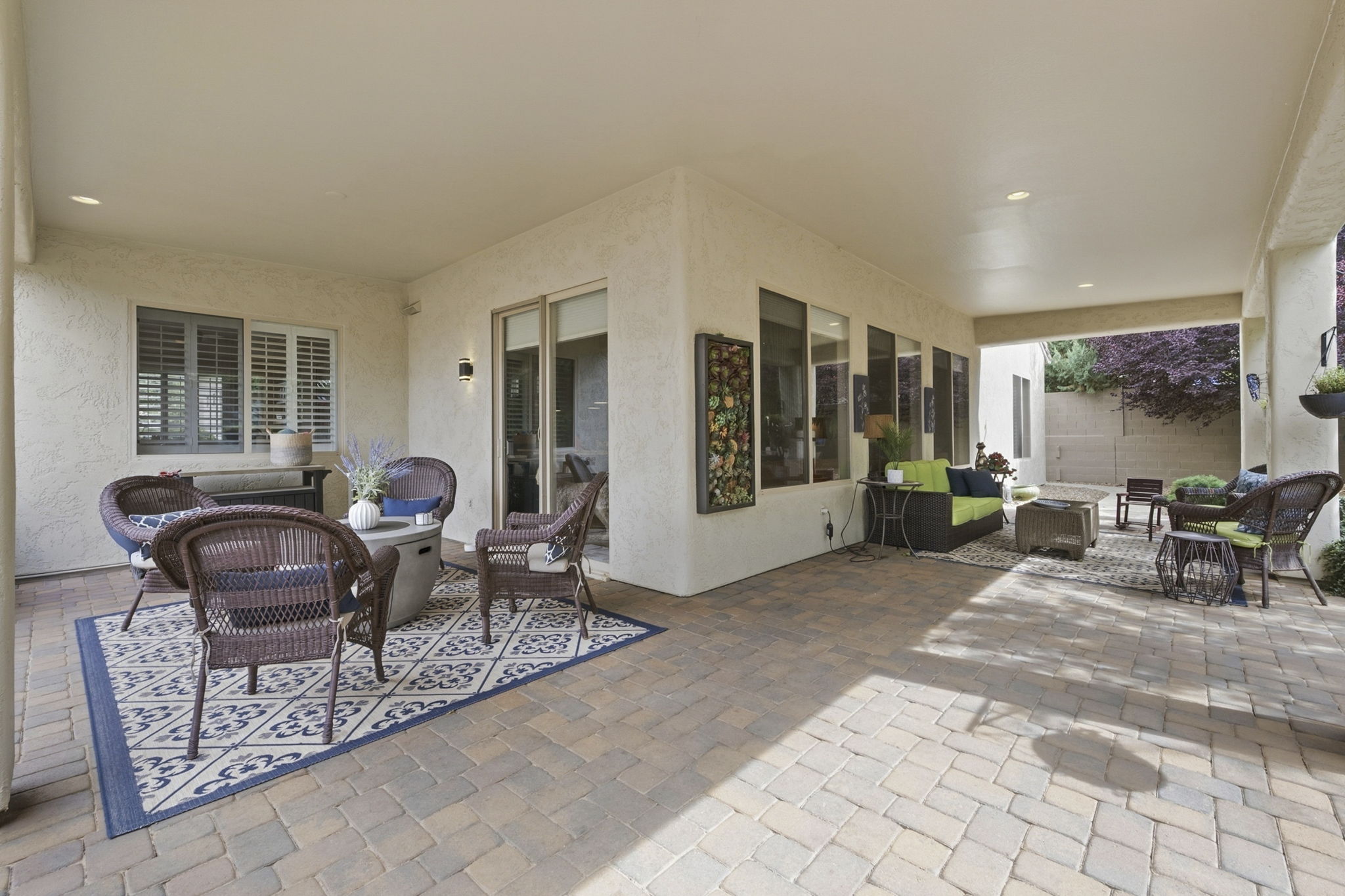 Covered Patio, Ready for Entertaining