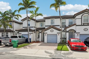 NW 114th Path 7616-S2105-002.jpg