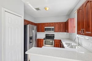 NW 114th Path 7616-S2105-015.jpg