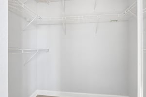 NW 114th Path 7616-S2105-031.jpg