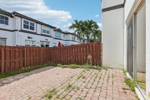 NW 114th Path 7616-S2105-039.jpg