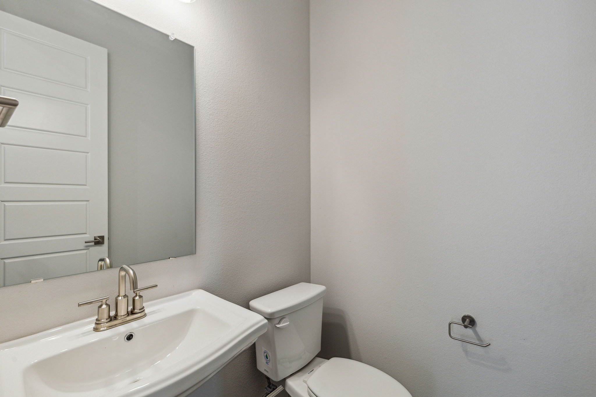 7616Pondview_012