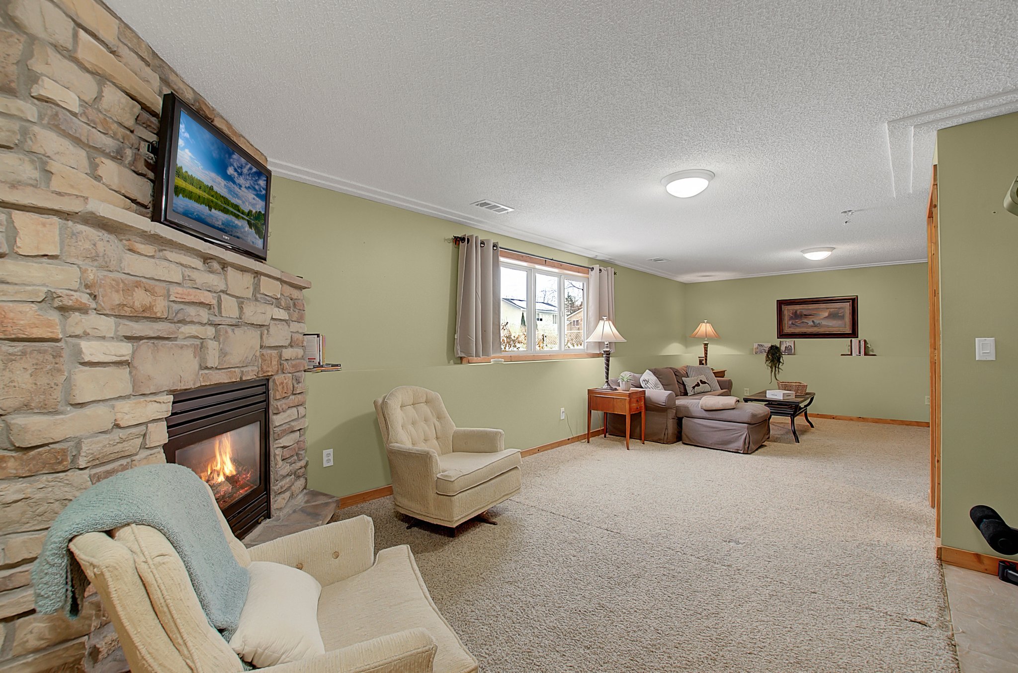7618 Behm Ln, Circle Pines, MN 55014, US Photo 19