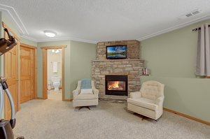 7618 Behm Ln, Circle Pines, MN 55014, US Photo 16