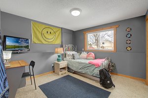 7618 Behm Ln, Circle Pines, MN 55014, US Photo 12