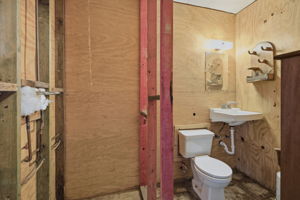  Photo 31
