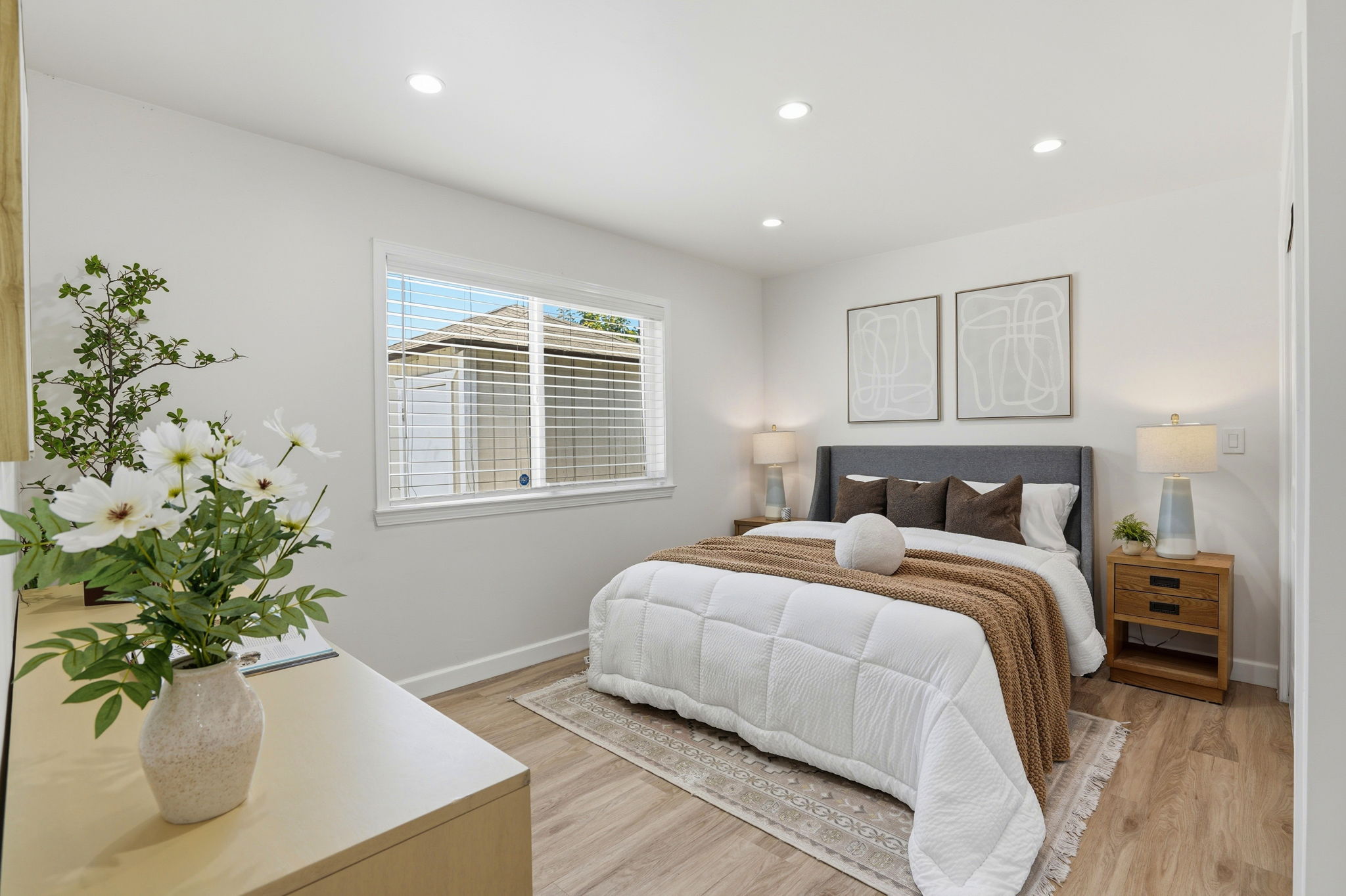 029_F8_762 Portola Dr