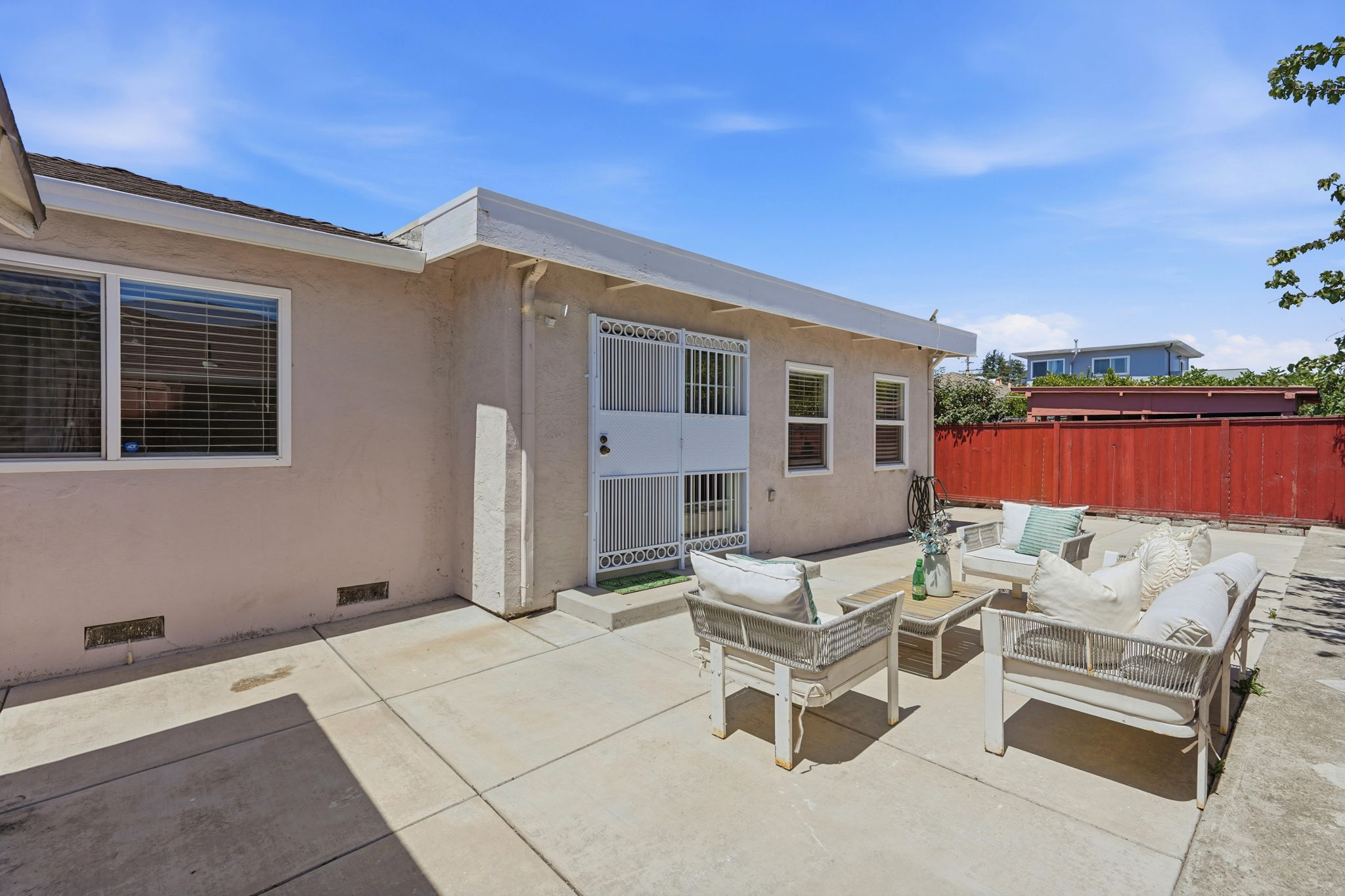 037_F8_762 Portola Dr