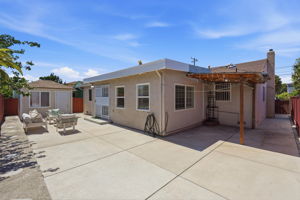 038_F8_762 Portola Dr
