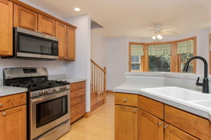 KitchenBreakfastArea-7