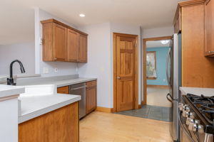 KitchenBreakfastArea-5