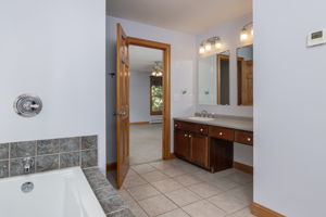 BedroomPrimaryBath-3