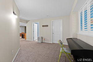  Photo 49