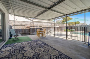Santa Paula Dr-035