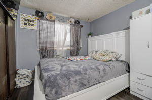 Santa Paula Dr-024