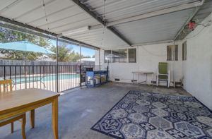 Santa Paula Dr-036