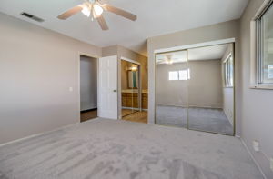 Santa Paula Dr-032
