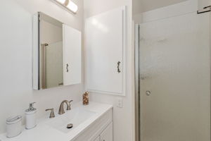  Photo 27