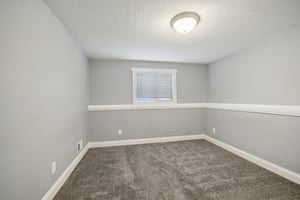 84th Ave N-S0409-030.jpg