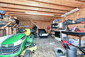  Photo 31