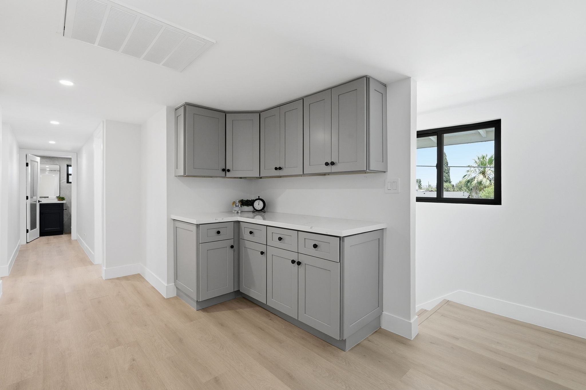 Upstairs Hall/Storage