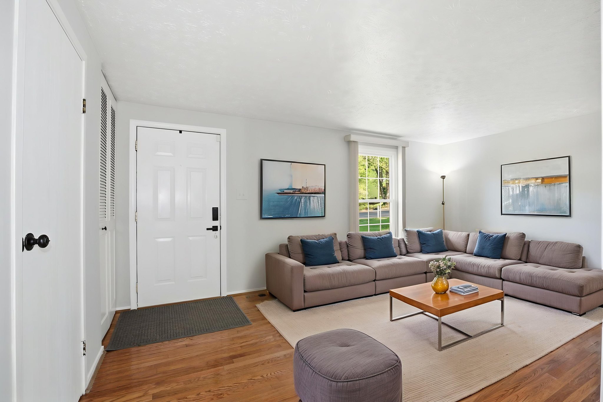 7625 Sheffield Green Way Lorton 22079_007 virtually staged.jpeg