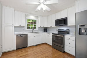 7625 Sheffield Green Way Lorton 22079_017