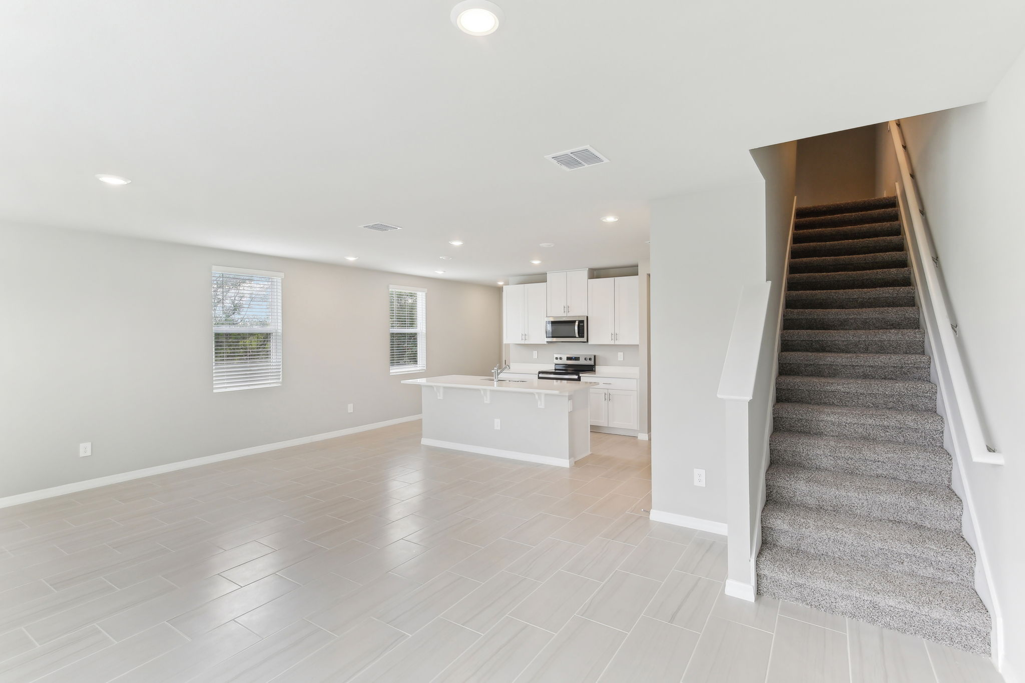 Tampa - Watergrass Towns - 7628 Intrepid Rd, Wesley Chapel, FL 33545 - 009