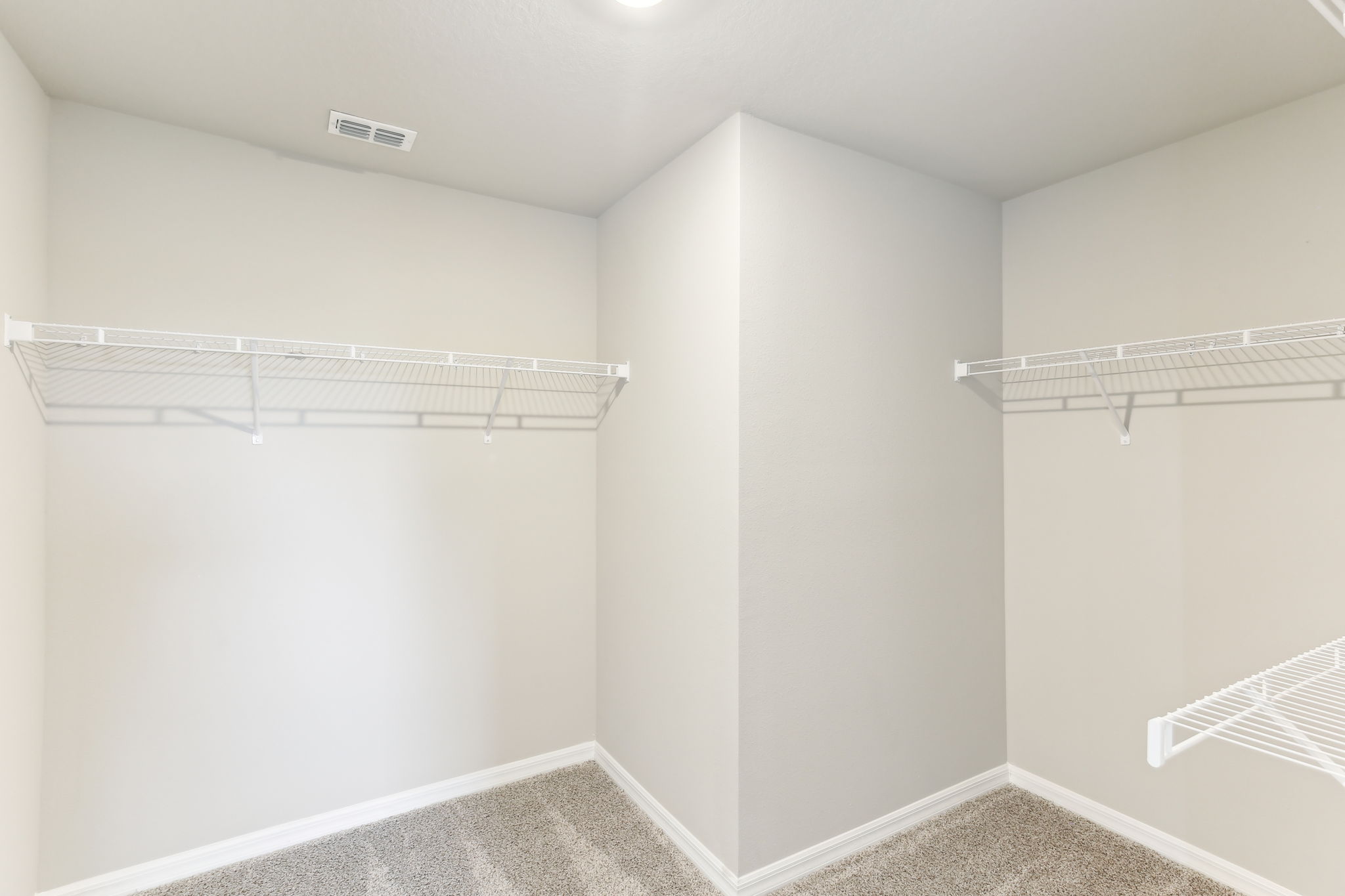 Tampa - Watergrass Towns - 7628 Intrepid Rd, Wesley Chapel, FL 33545 - 031